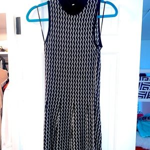 Black and white patterned dress